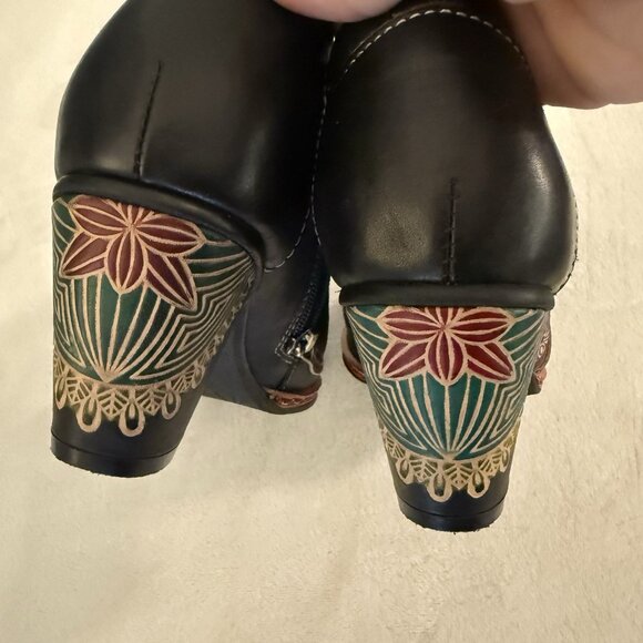 L'Artiste Zami Bootie Black Multi Color Ankle Boots Eu 38 U.S. 7.5/8 Boho Artsy - Picture 3 of 13